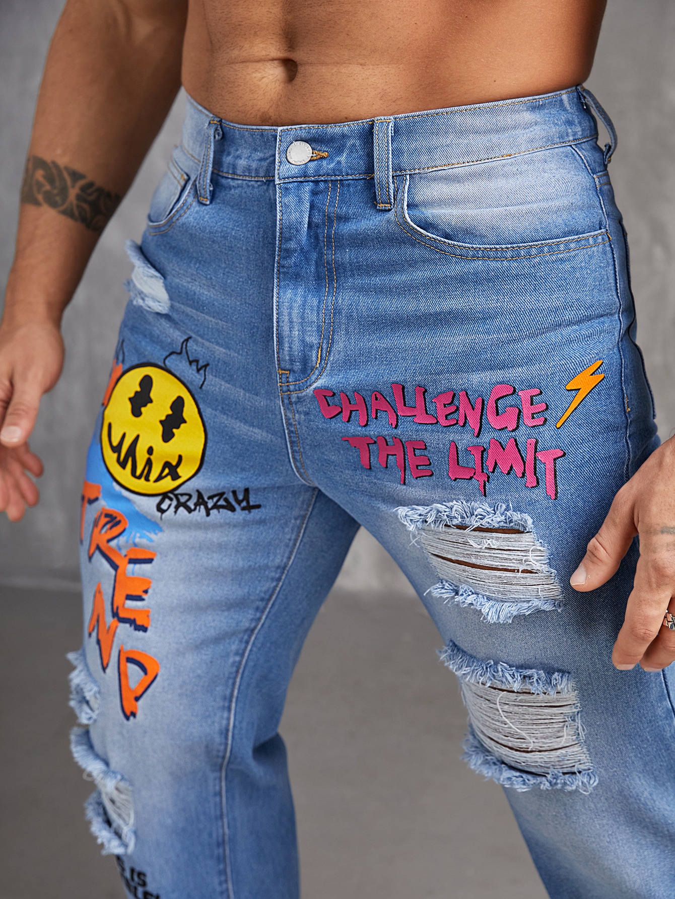 ManfinityMenExpression-LetterGraphicRippedFrayedStraightLegJeans_12414778_details_4