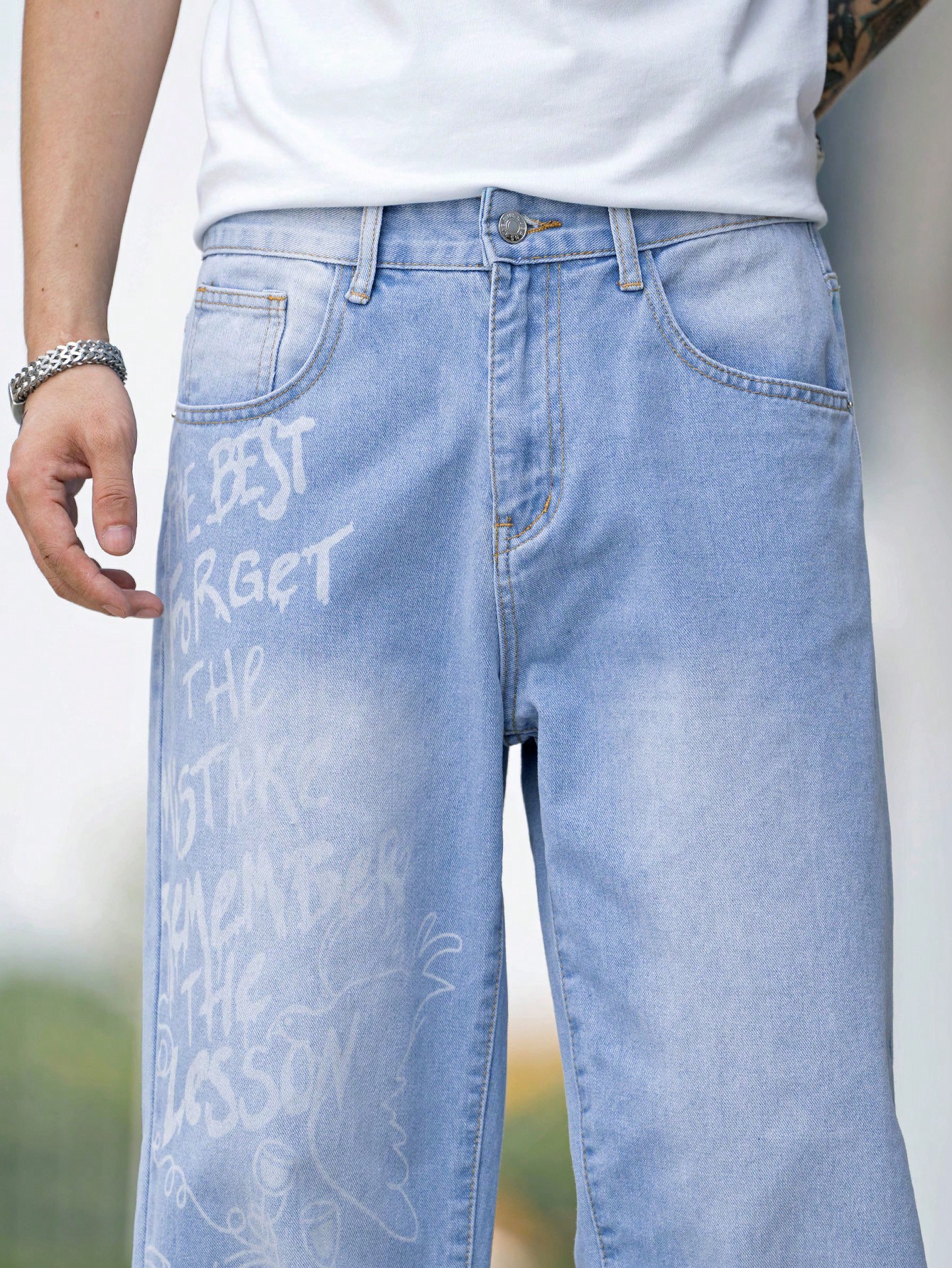 ManfinityMenLetterGraphicStraightLegJeans_17340157_details_3