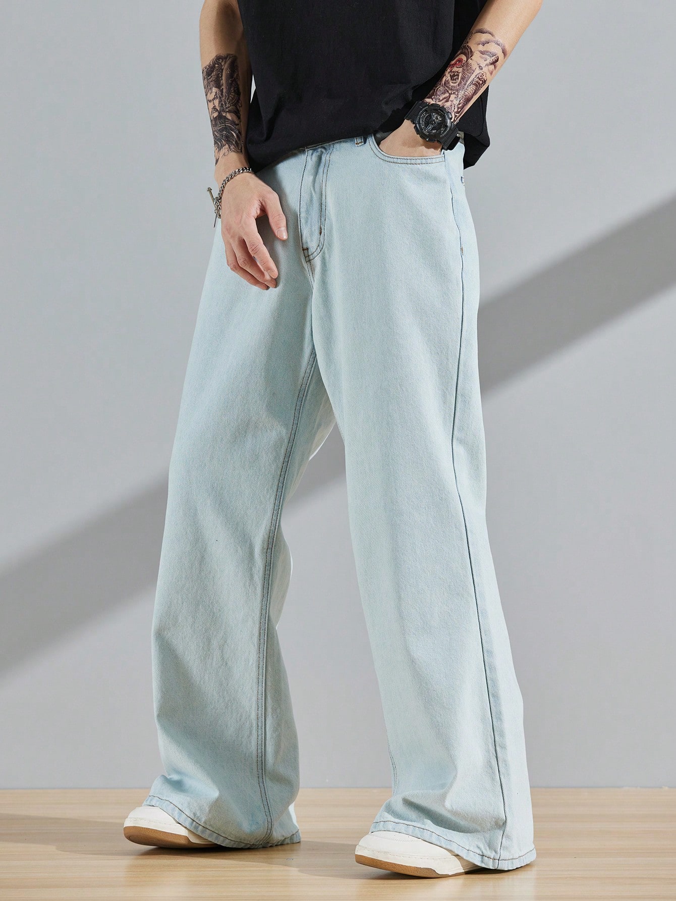 ManfinityHypemodeMenCottonSlantPocketWashedLooseFitJeans_15324993_details_0