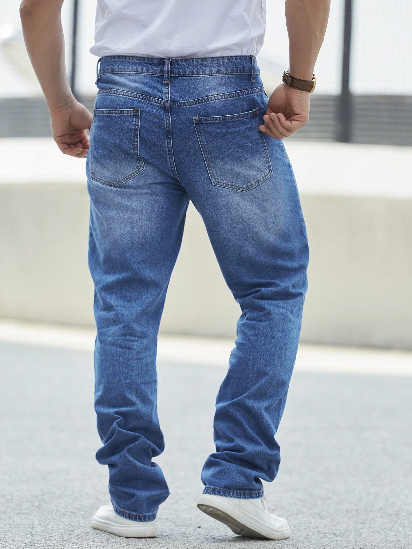 MenRippedStraightLegJeans_24060915_details_1