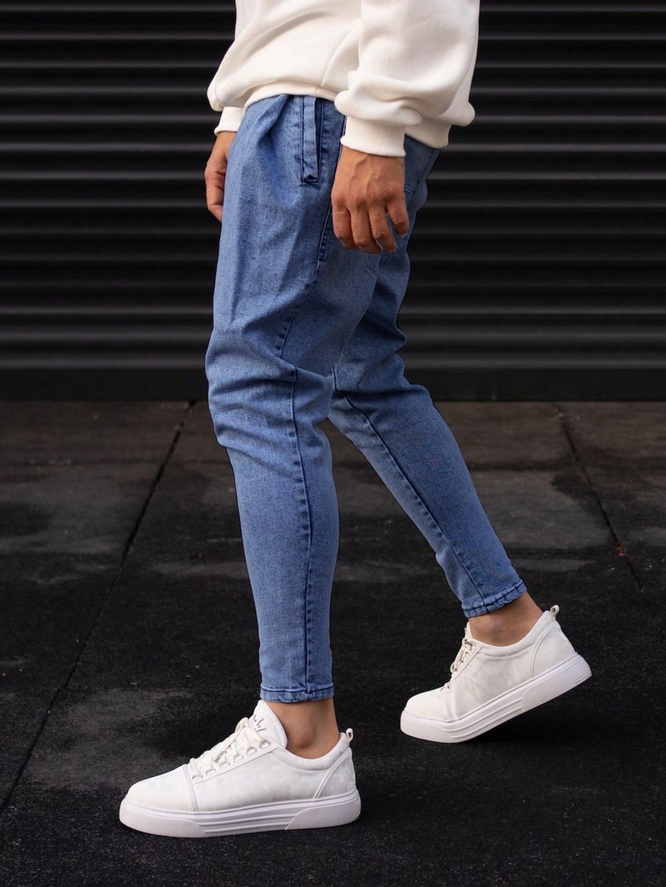 MenSlantPocketSlimJeans_14980759_details_2