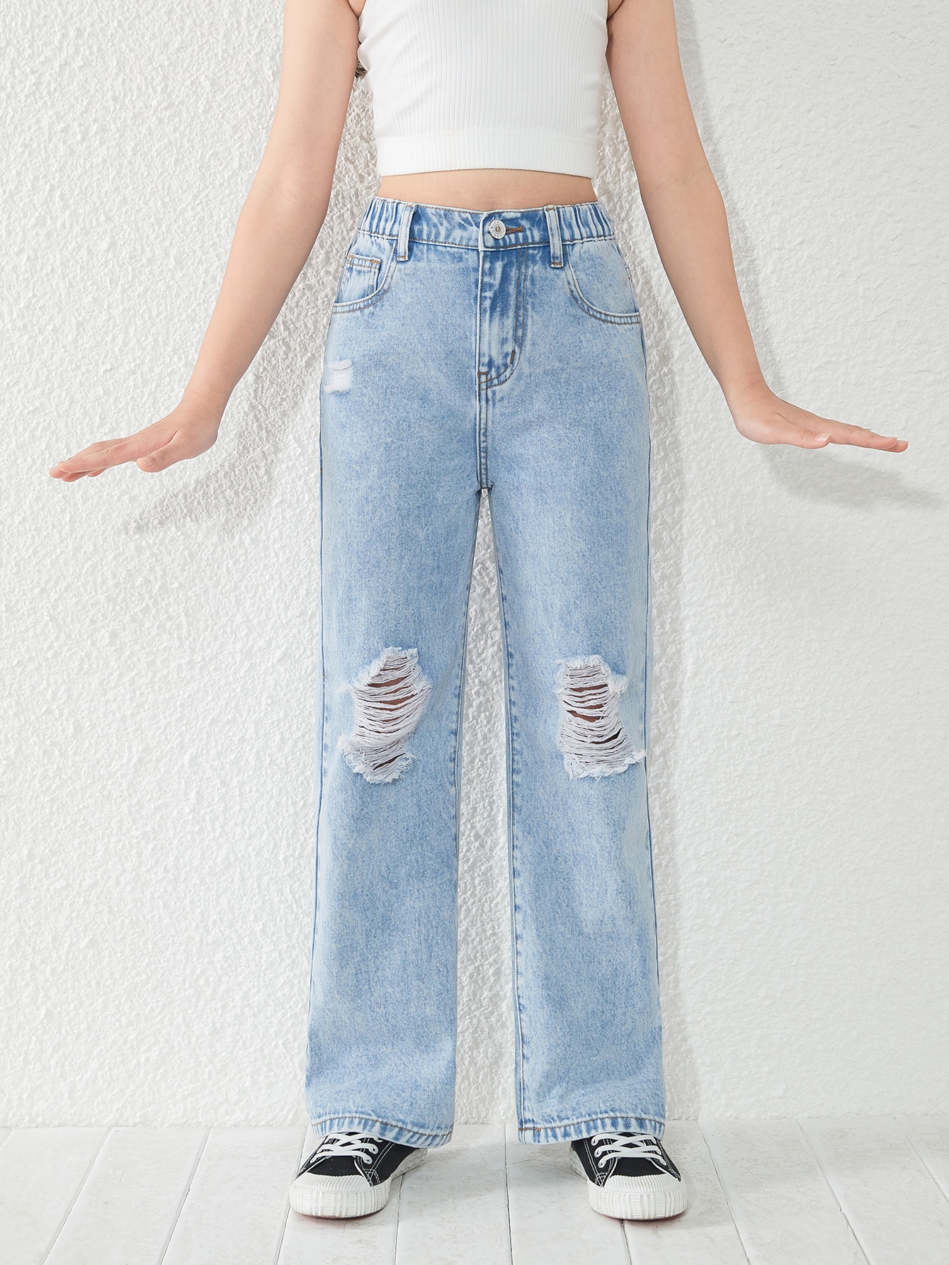 GirlsRippedStraightLegJeans_13231504_details_0