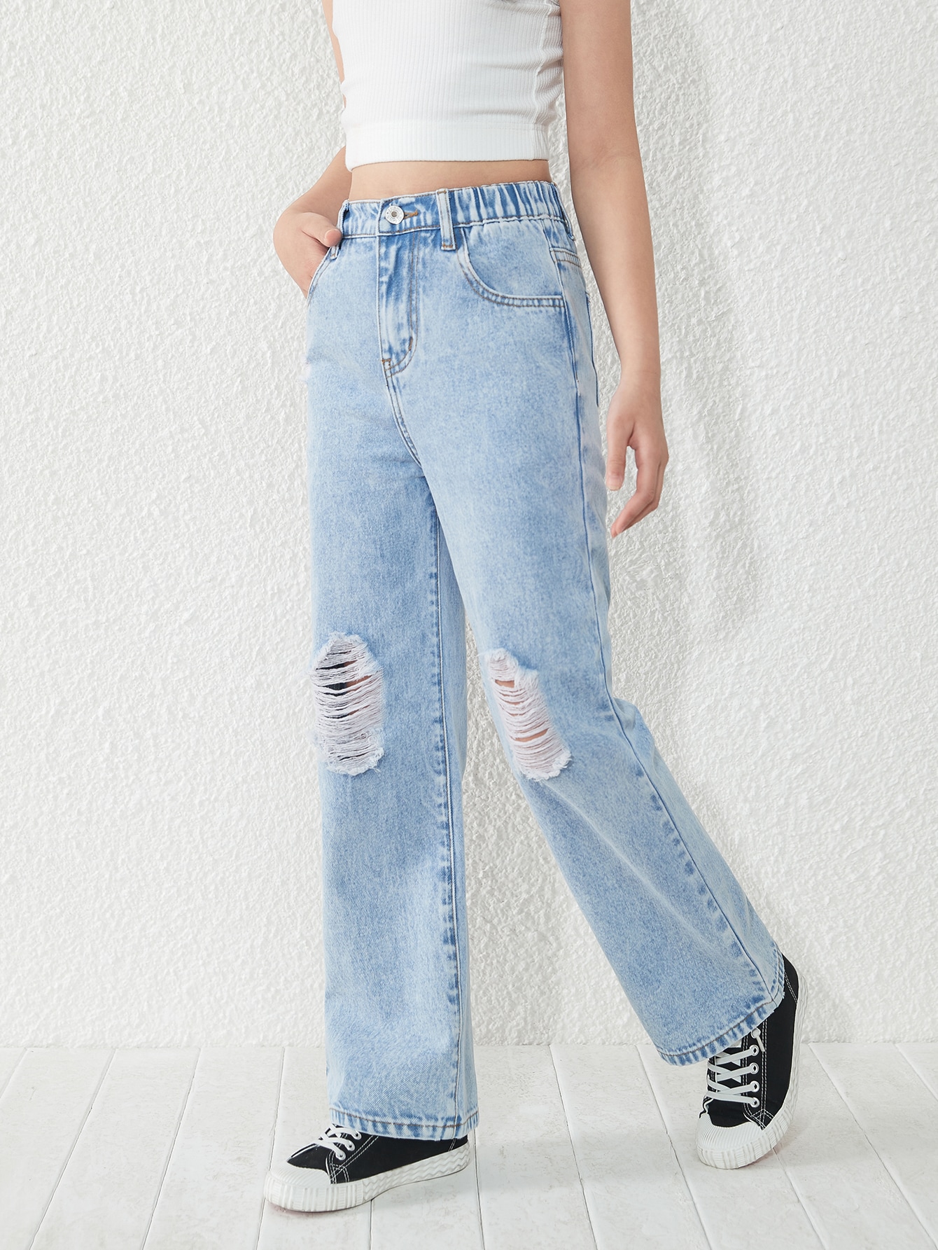 GirlsRippedStraightLegJeans_13231504_details_2