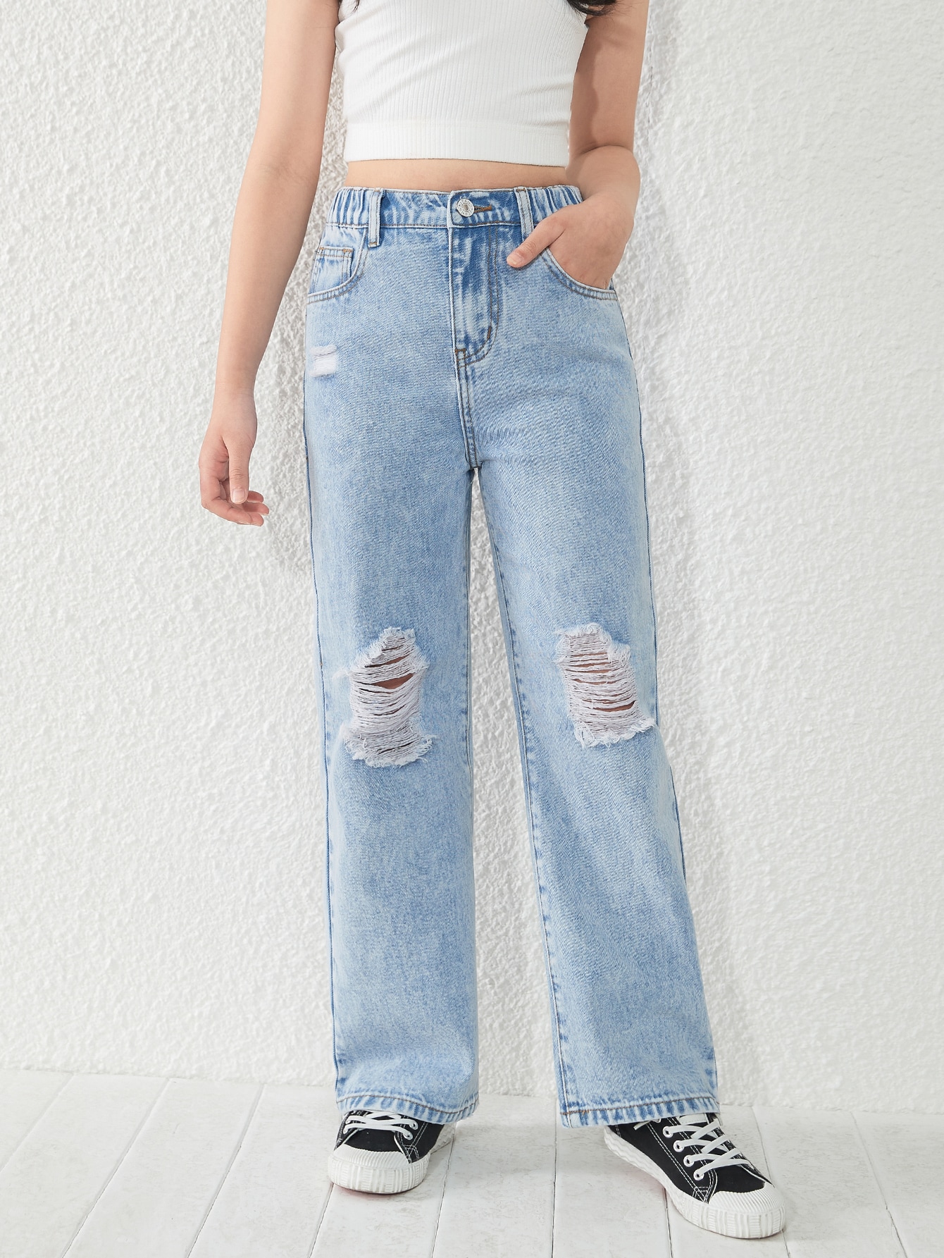 GirlsRippedStraightLegJeans_13231504_details_3