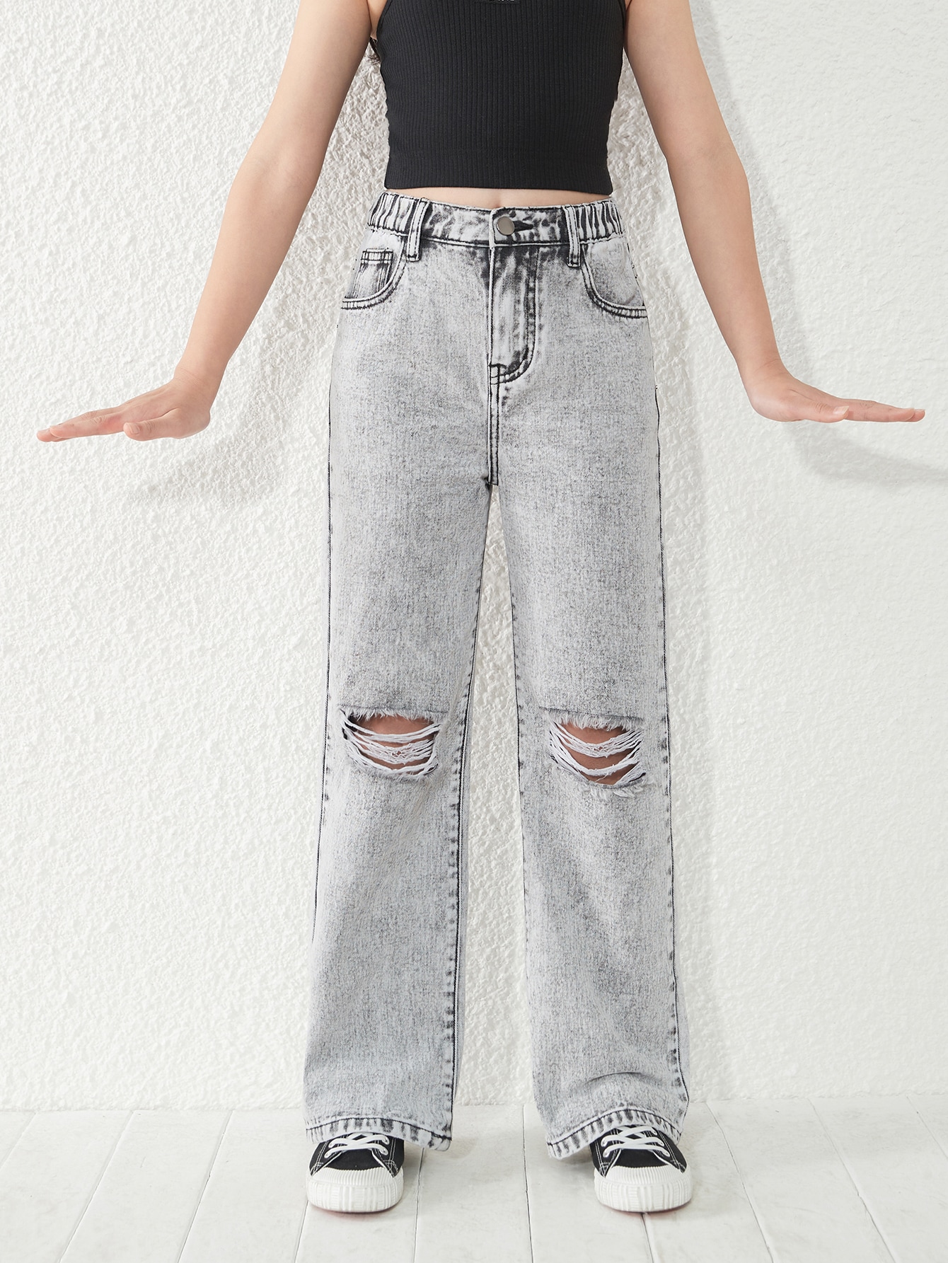 GirlsRippedStraightLegJeans_13242315_details_0