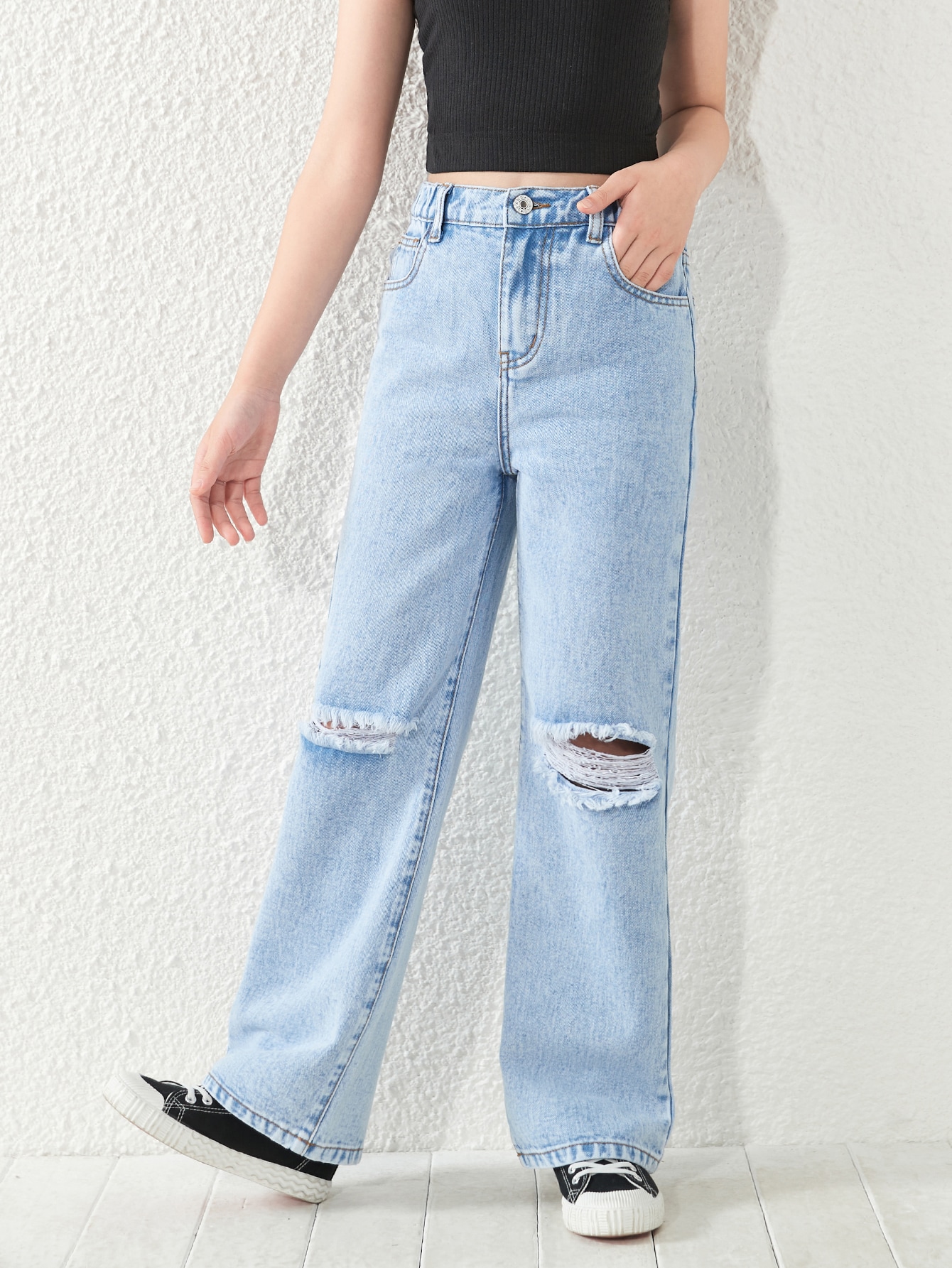 GirlsRippedStraightLegJeans_13806774_details_4