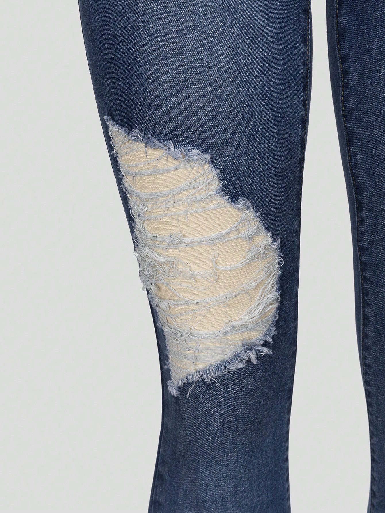 TeenGirlRippedRawHemFlareLegJeans_21514091_details_6