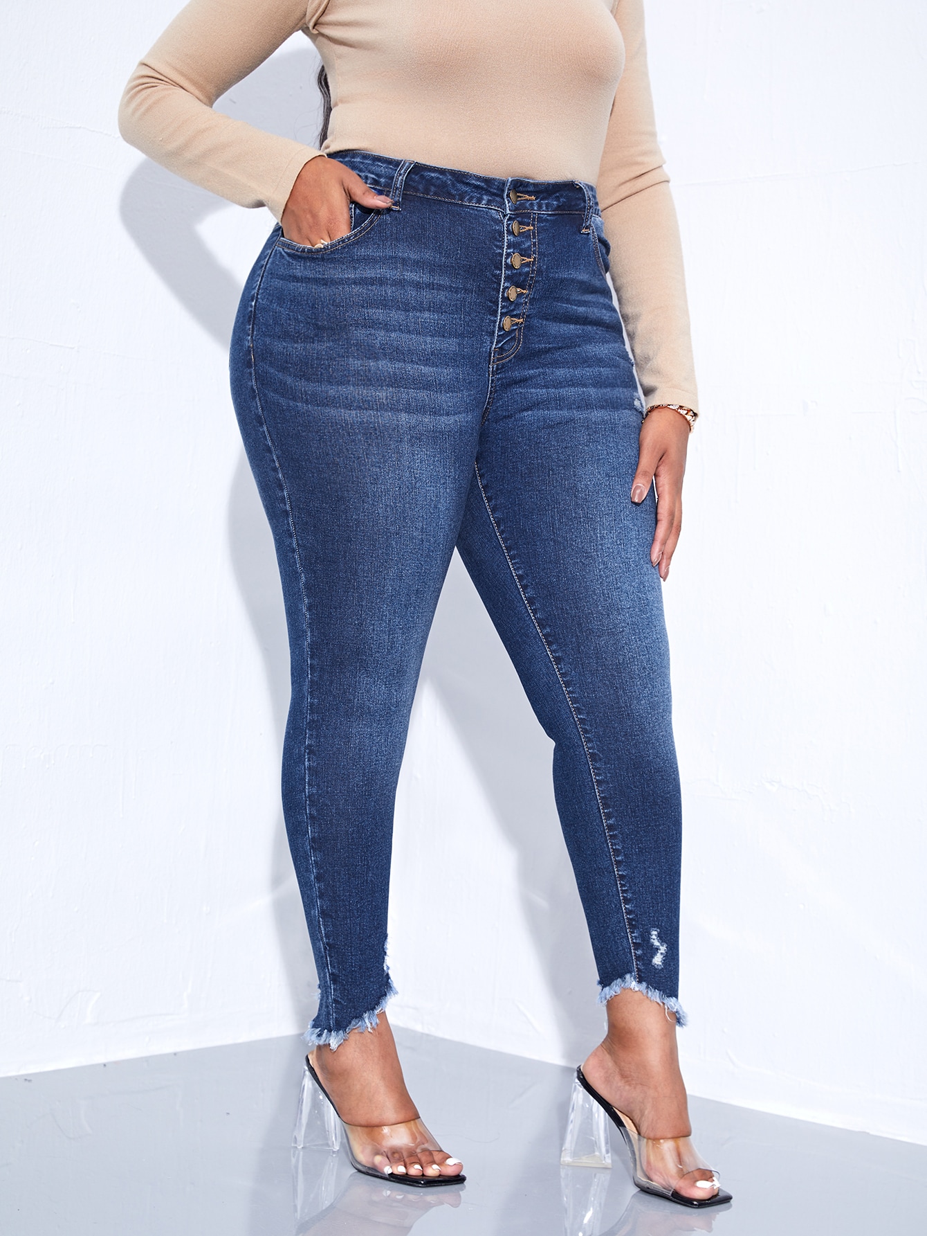 SXYPlusRippedRawTrimSkinnyJeans_11530449_details_3