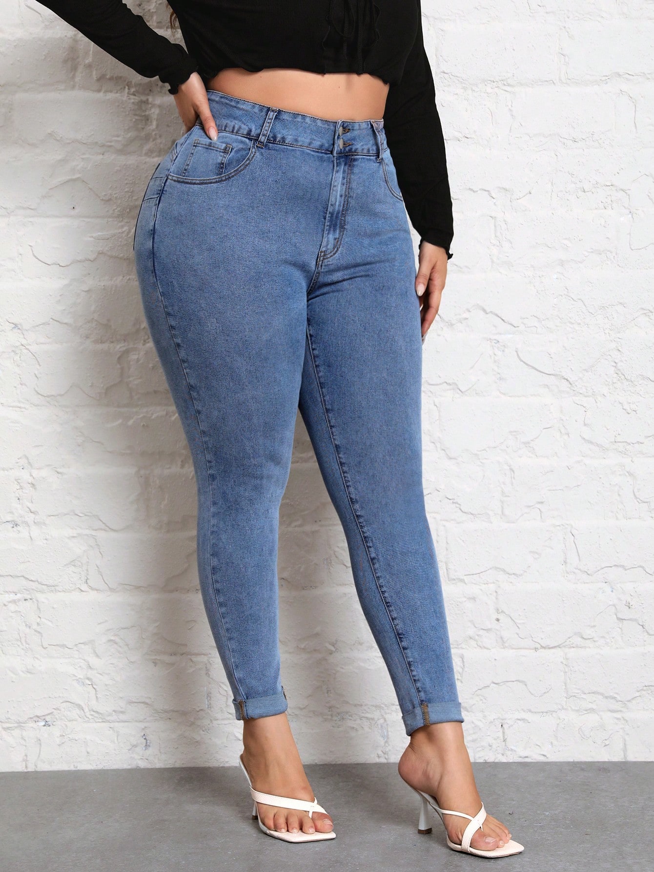 EssncePlusSolidSkinnyJeans_18391156_details_3