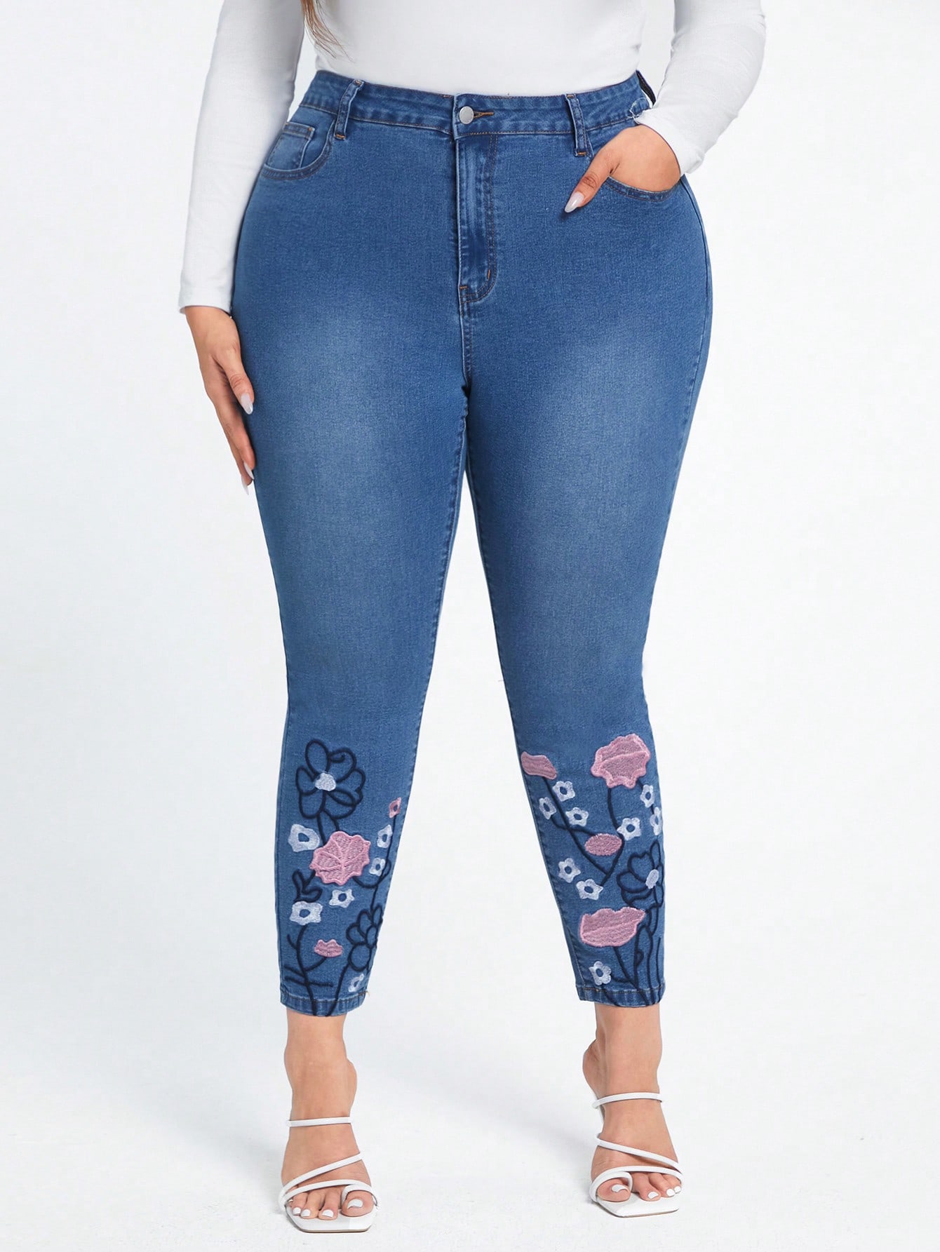 FrenchyPlusFloralEmbroiderySkinnyJeans_21017357_details_3