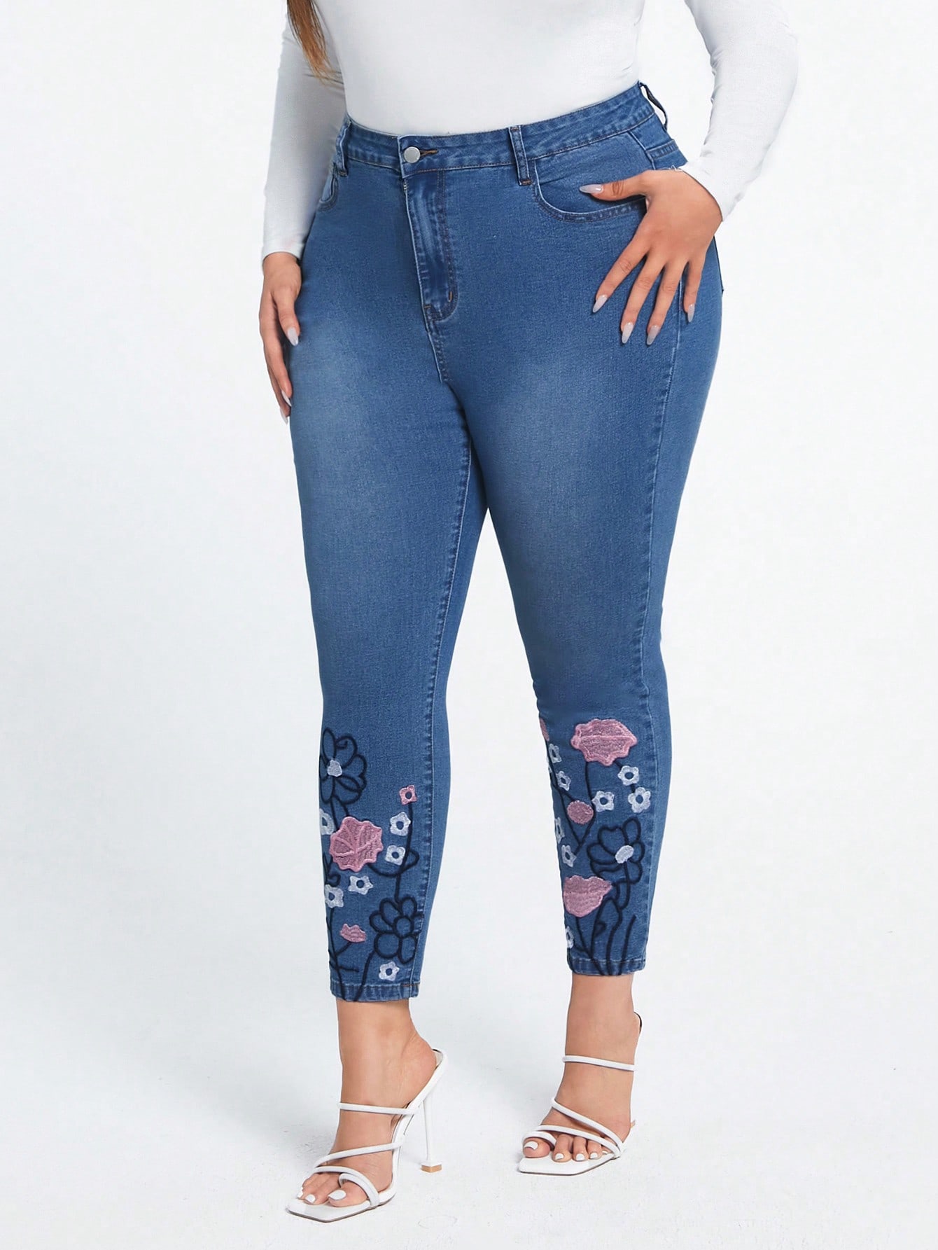 FrenchyPlusFloralEmbroiderySkinnyJeans_21017357_details_4