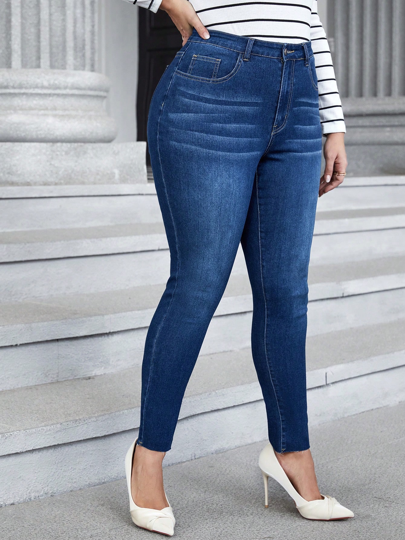 LUNEPlusWashedSkinnyJeans_21356168_details_2