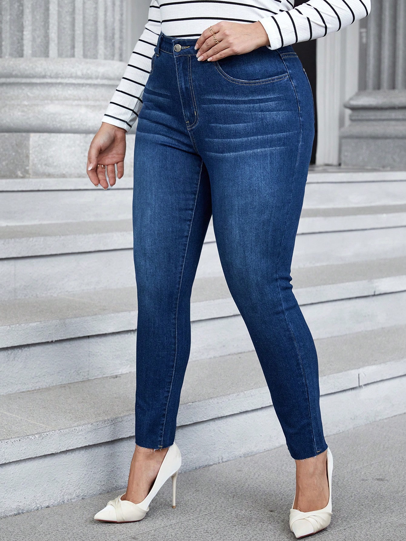 LUNEPlusWashedSkinnyJeans_21356168_details_3