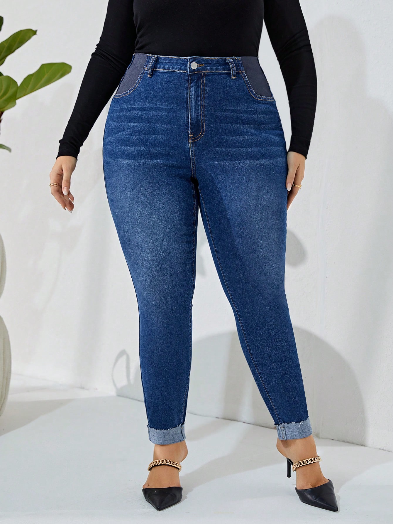 PrivéPlusRollUpHemSkinnyJeans_22704513_details_0