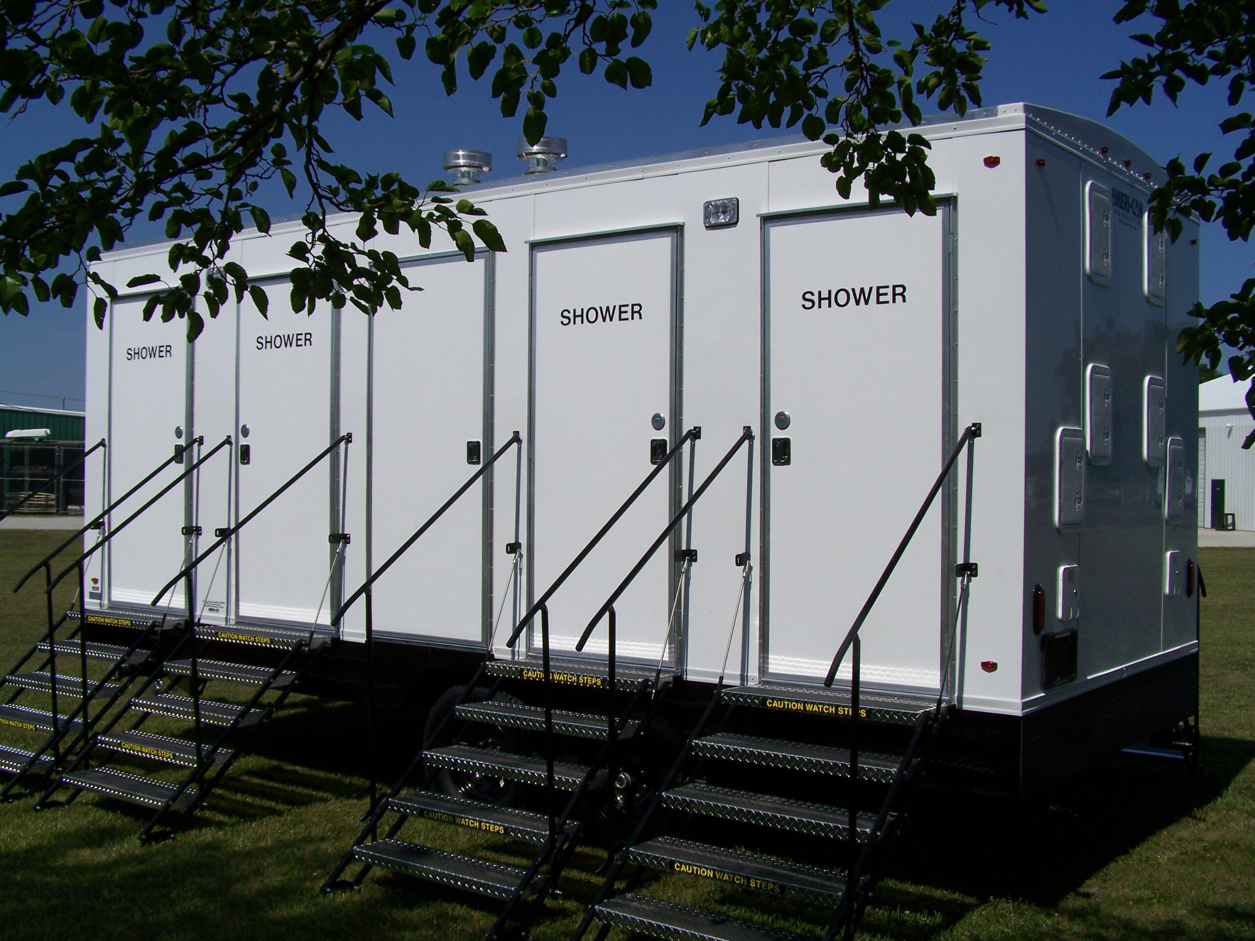 2-ShowerTrailers-1712887080959