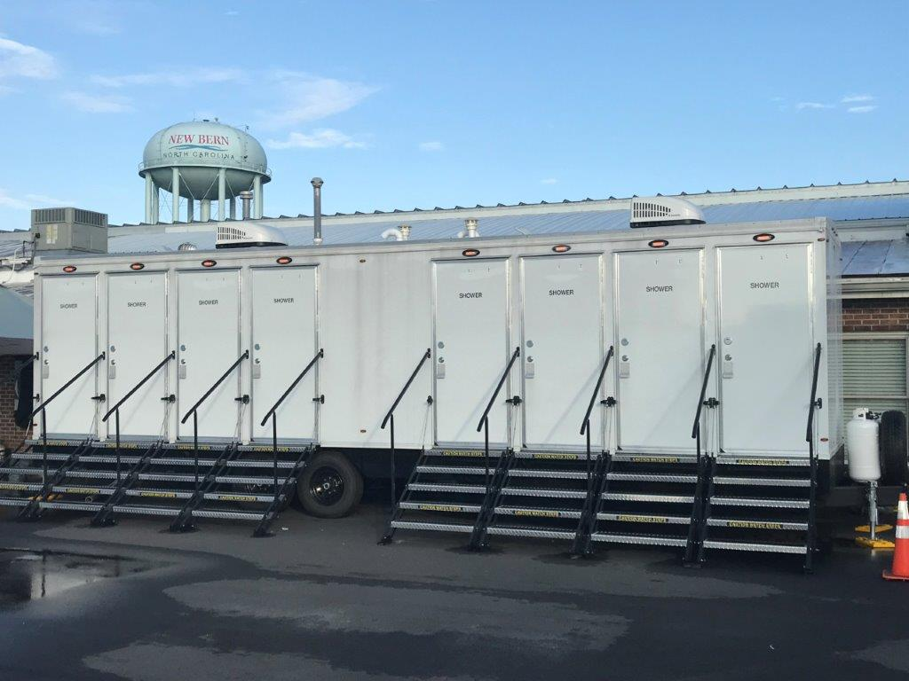 2-ShowerTrailers-1712887135896