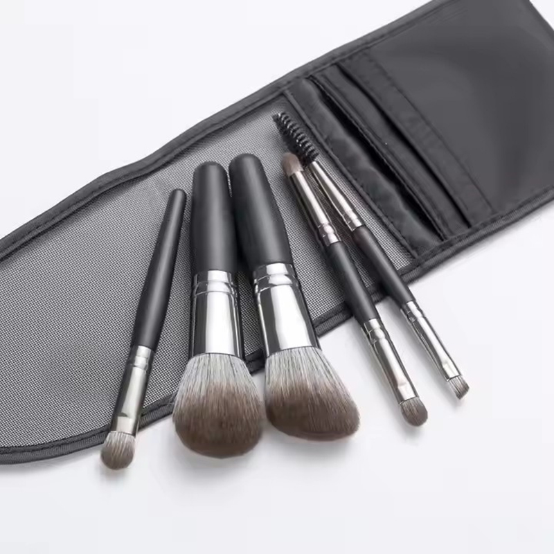 MakeupBrush3USD500-9999