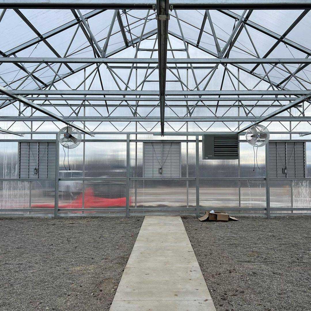 Greenhouse structures, greenhouse construction, greenhouse construction, greenhouse materials, greenhouse glass, hydroponics, soilless cultivation, coconut coir cultivation