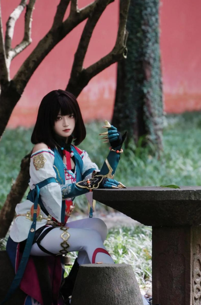 雪衣COSPLAY艺术-囧次元缕析冰清玉洁的完美呈现-囧次元