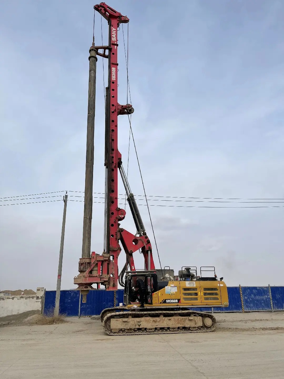 180b946e91bf493c9f6b57f49c4e2acf_tplv-dy-aweme-images_q75