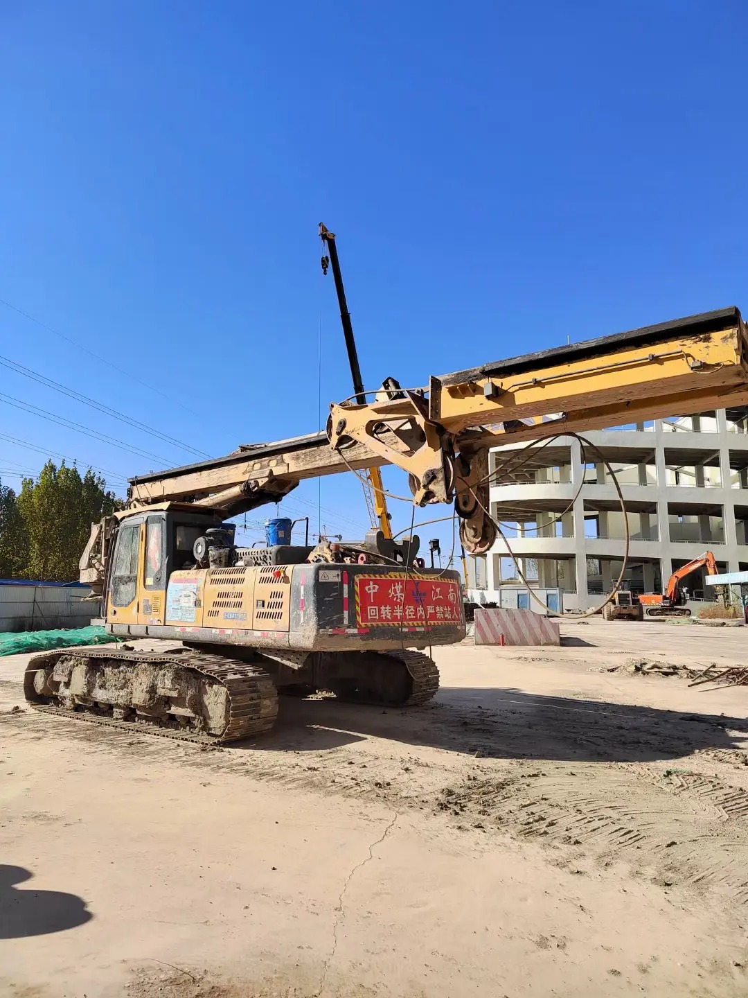 osofcan3zea6vdimao8bbeautzvaieef7anmbe_tplv-dy-aweme-images_q75-4