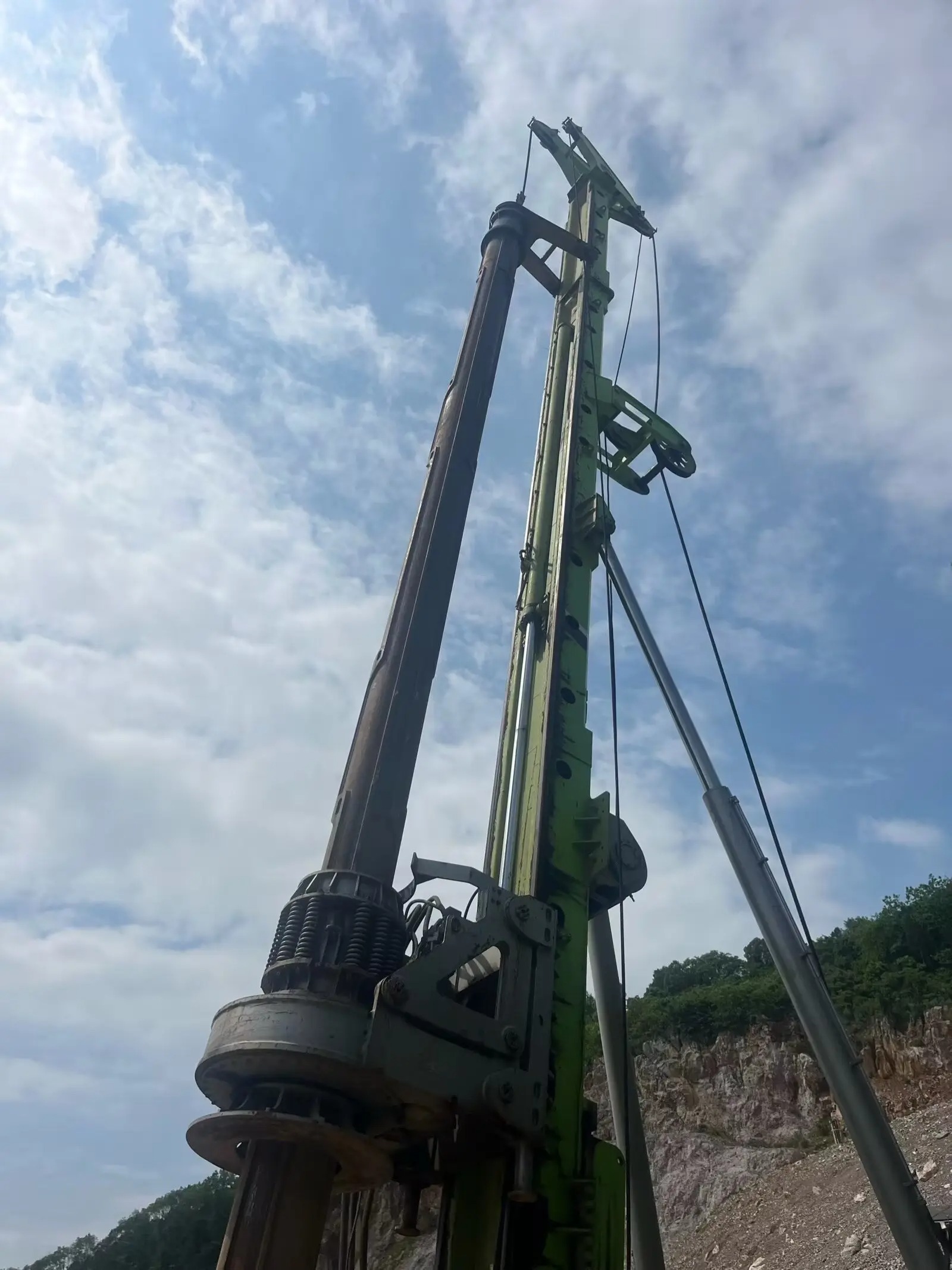 oynpejfdeeva9coabyz9cmegyetazeeafaa5iw_tplv-dy-aweme-images_q75-5