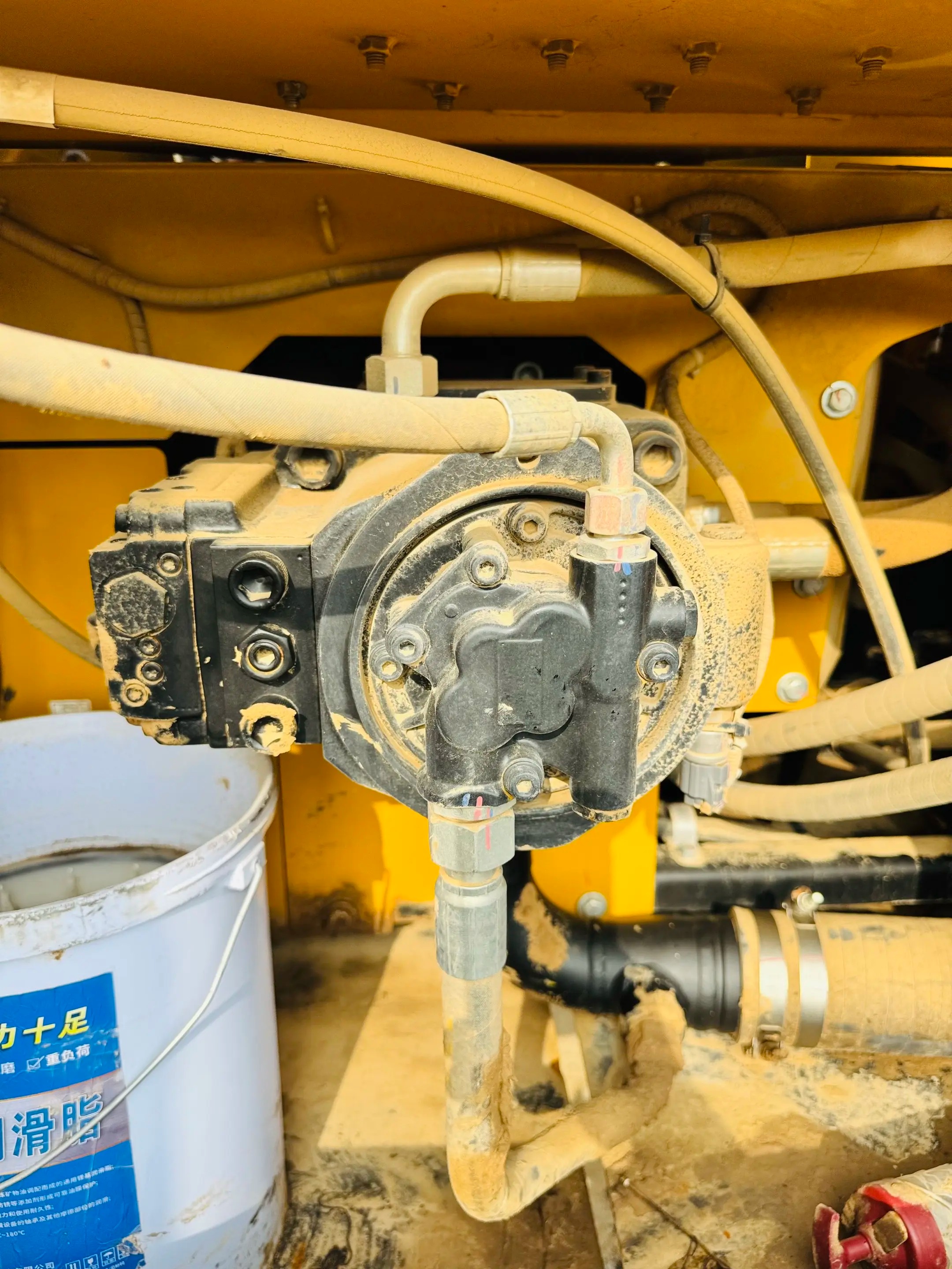 oqd2gefidplg5eysaefna8aaff8rarbbmst7nt_tplv-dy-aweme-images_q75-7