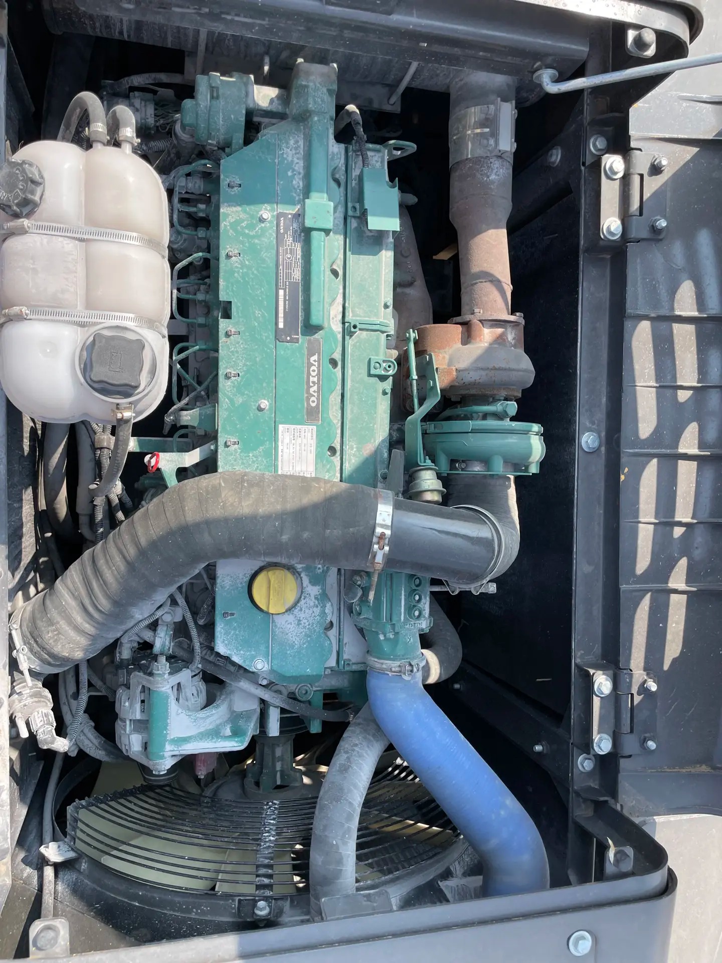 omawdaenjerwtv0edaaupaeebbe9bfoad7izdt_tplv-dy-aweme-images_q75-1