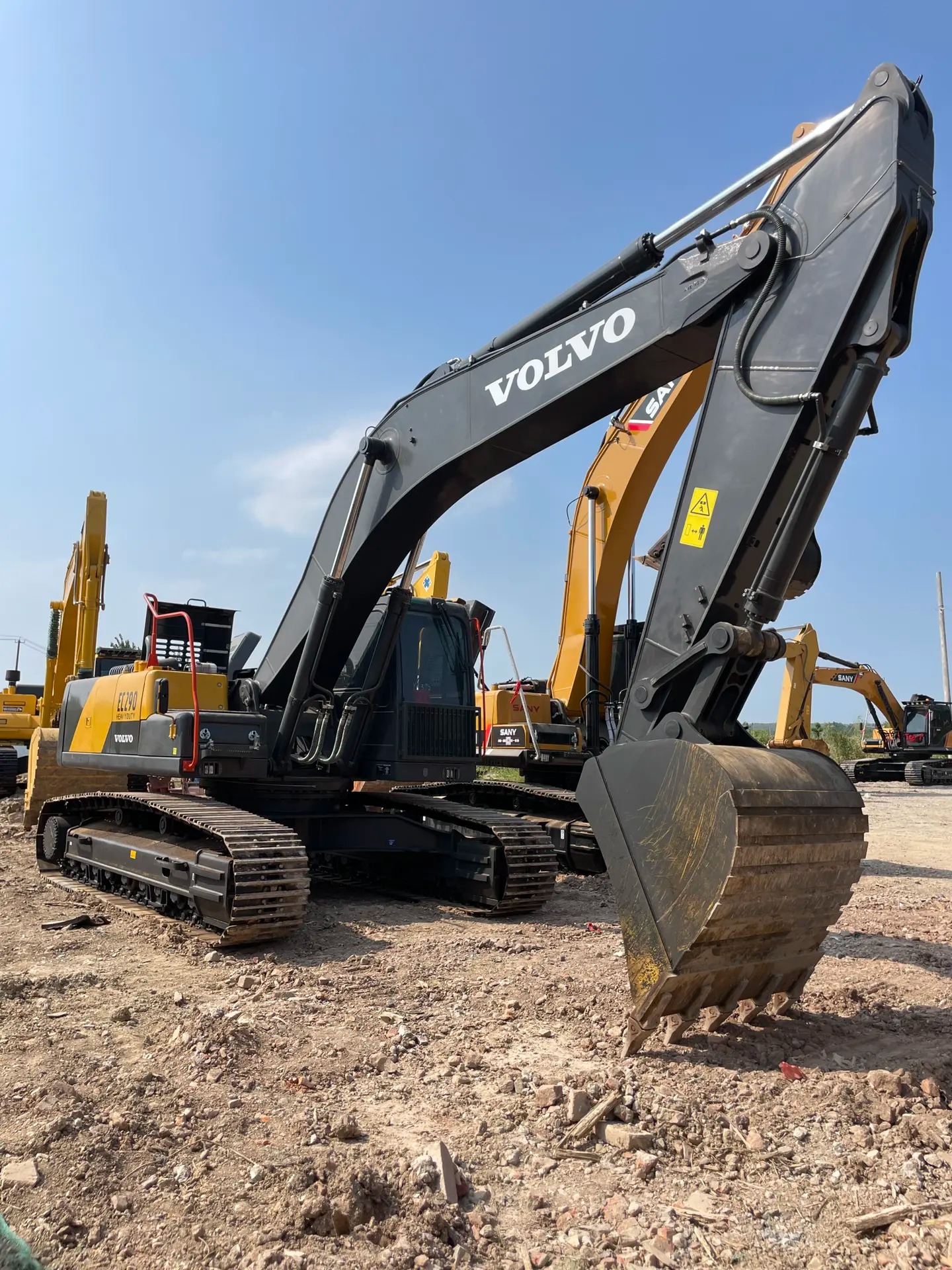 omawdaenjerwtv0edaaupaeebbe9bfoad7izdt_tplv-dy-aweme-images_q75