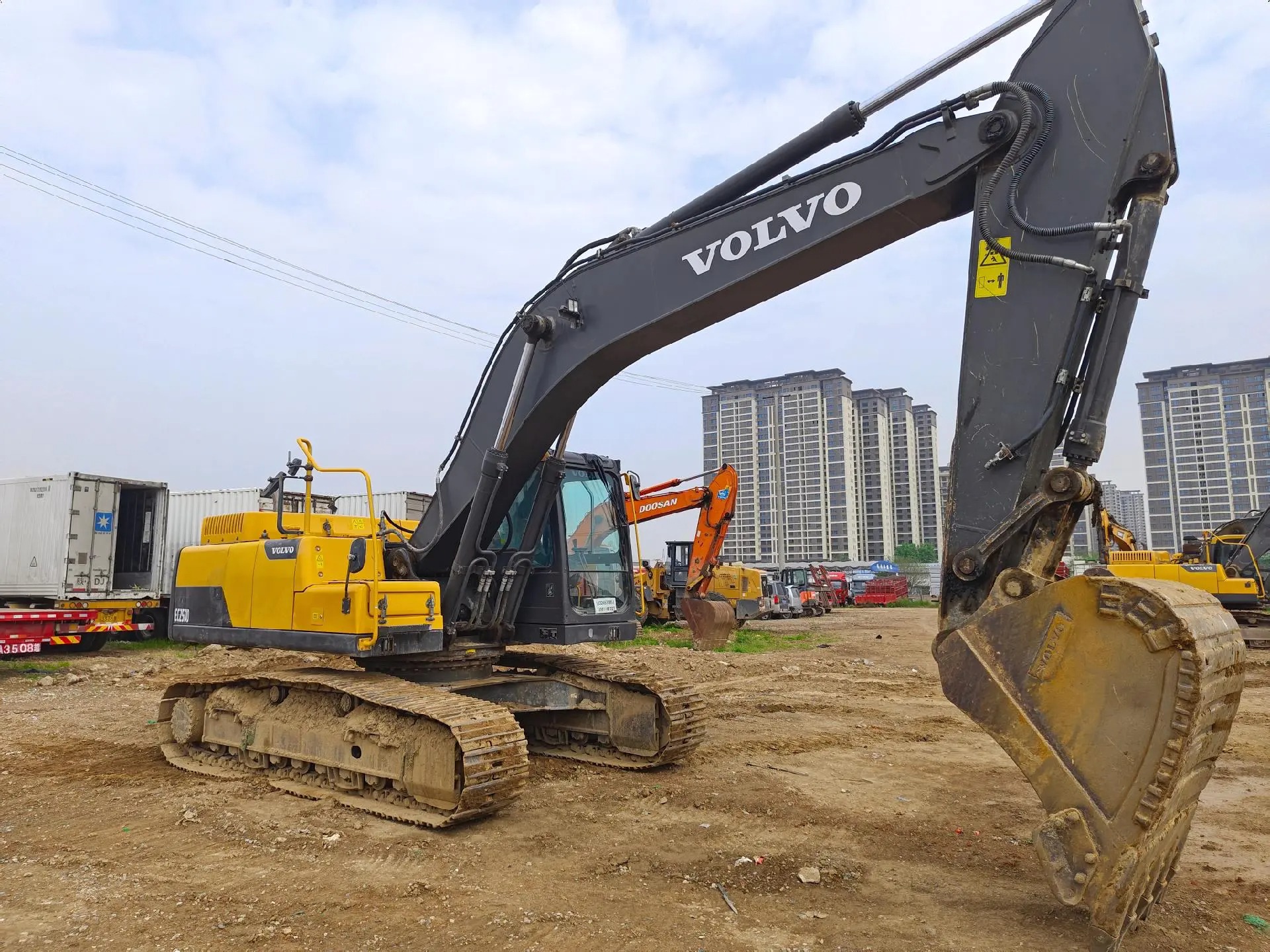 oozaeclaazhskgaauu9ctfnbxacstia0eldb4a_tplv-dy-aweme-images_q75-1