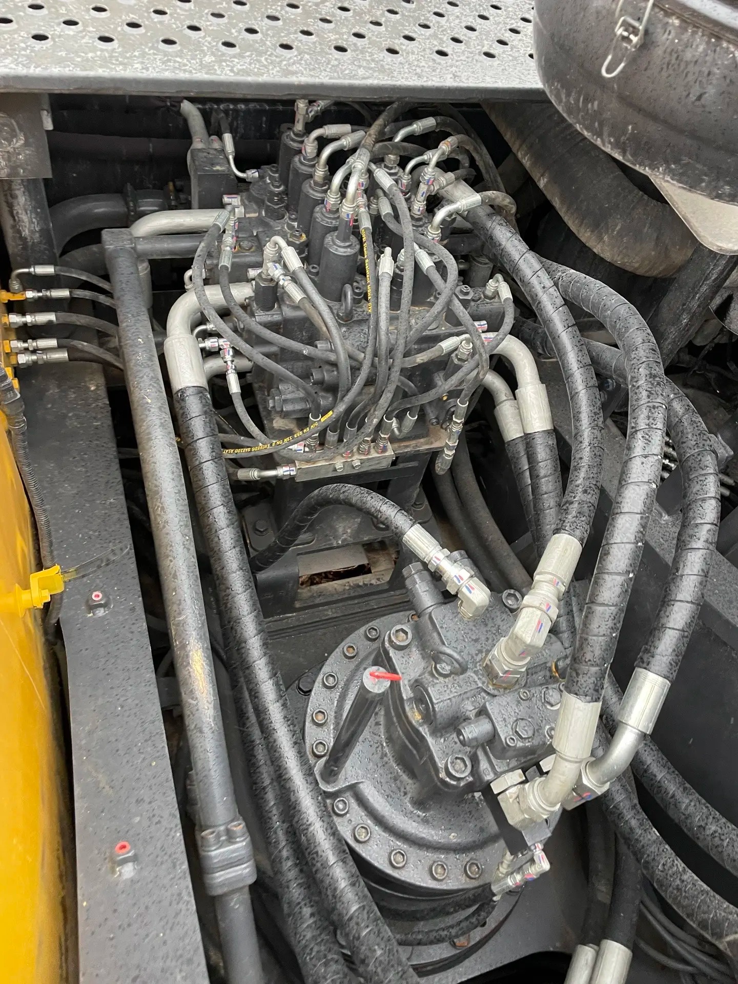 o83gaa3e9ctf1dderga0eia9eadmiqd0hb0afc_tplv-dy-aweme-images_q75-4