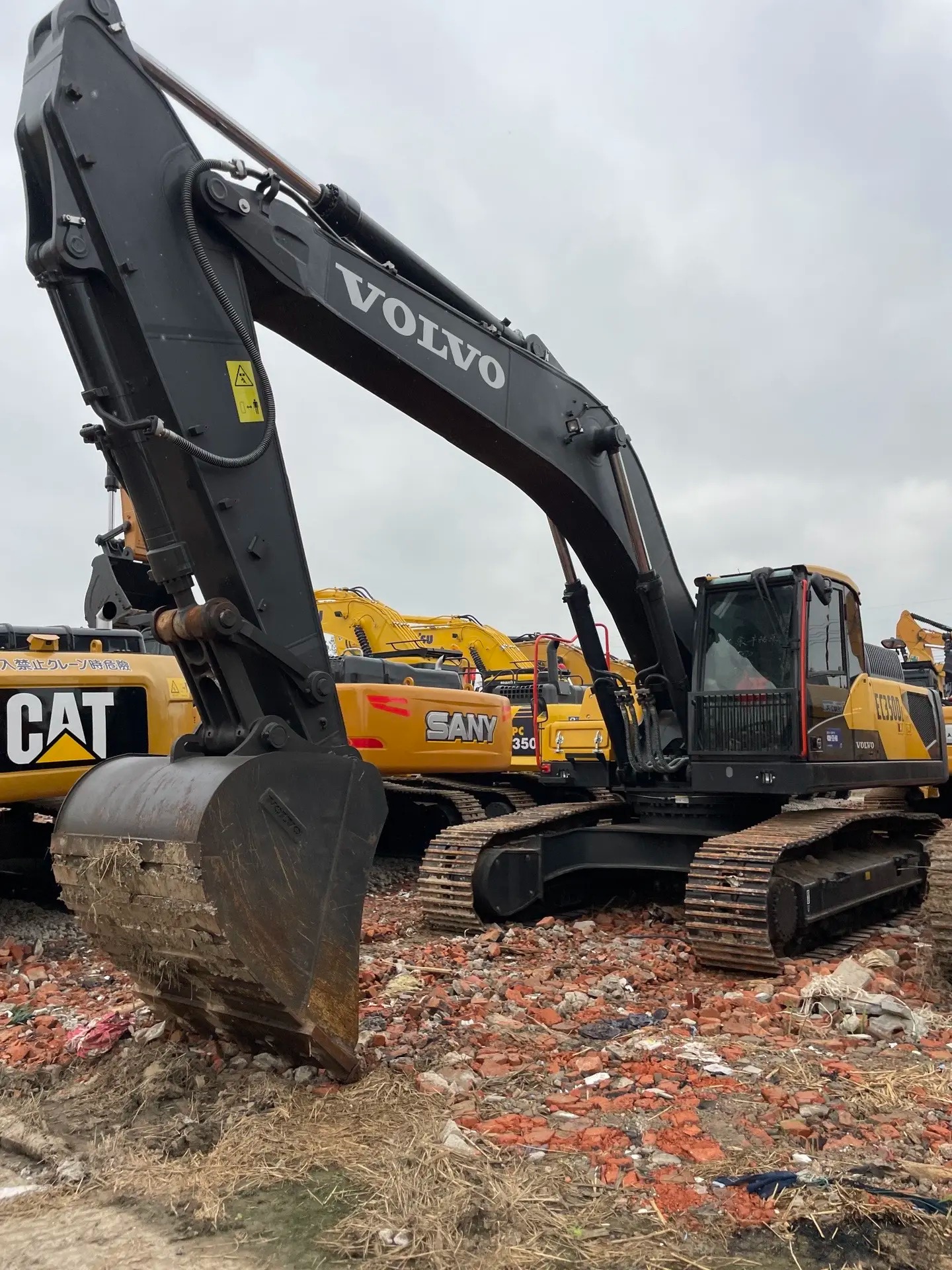 o83gaa3e9ctf1dderga0eia9eadmiqd0hb0afc_tplv-dy-aweme-images_q75