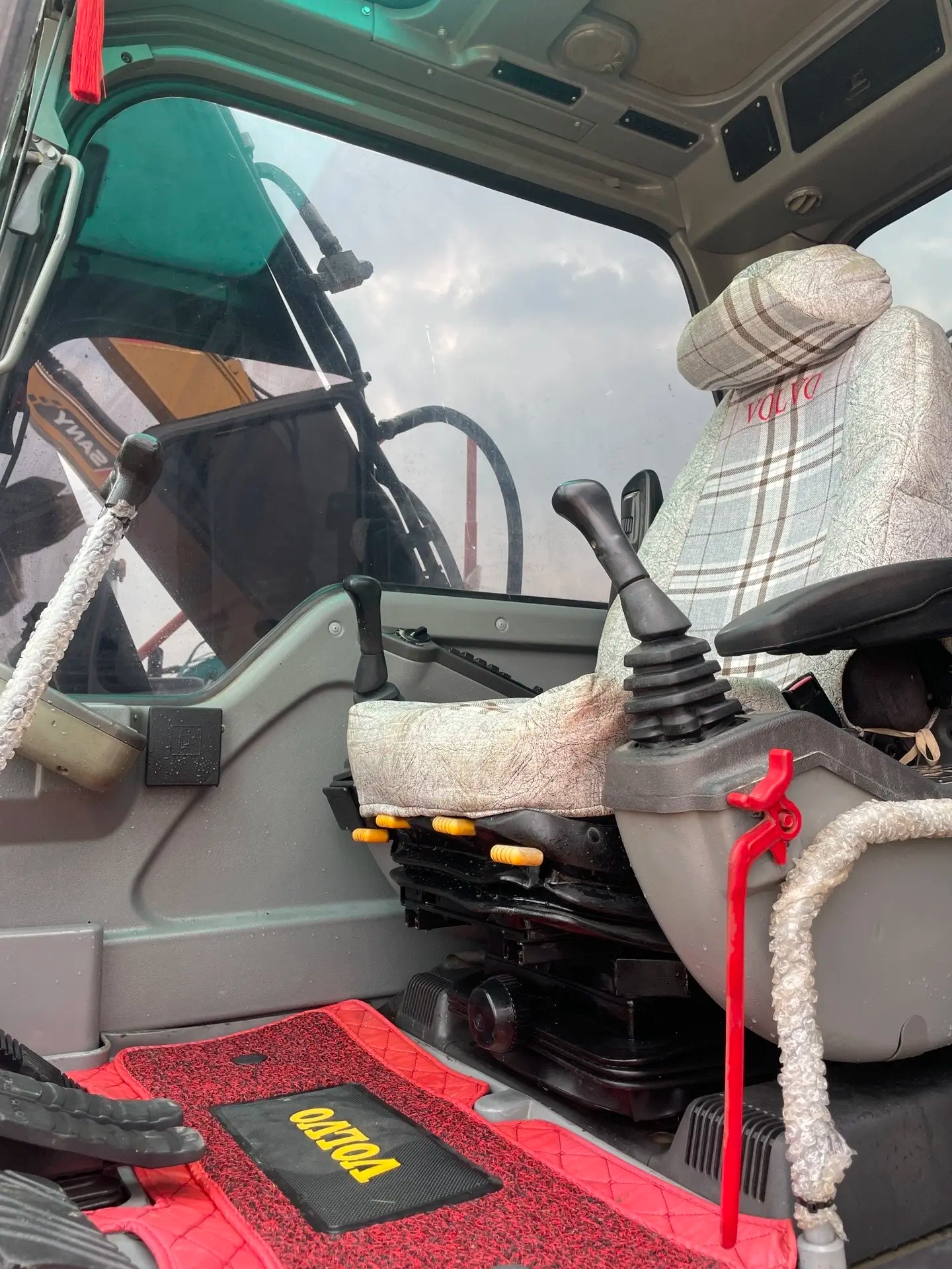 oy1atbzygiawfihaxiupanle4plavaxmogosi_tplv-dy-aweme-images_q75-3