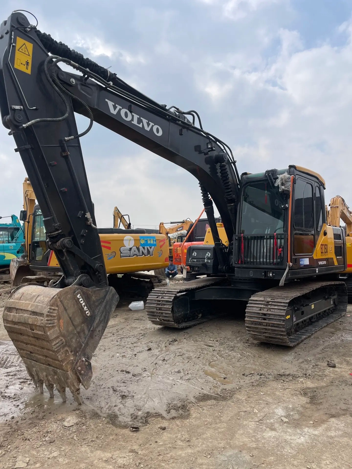 oy1atbzygiawfihaxiupanle4plavaxmogosi_tplv-dy-aweme-images_q75