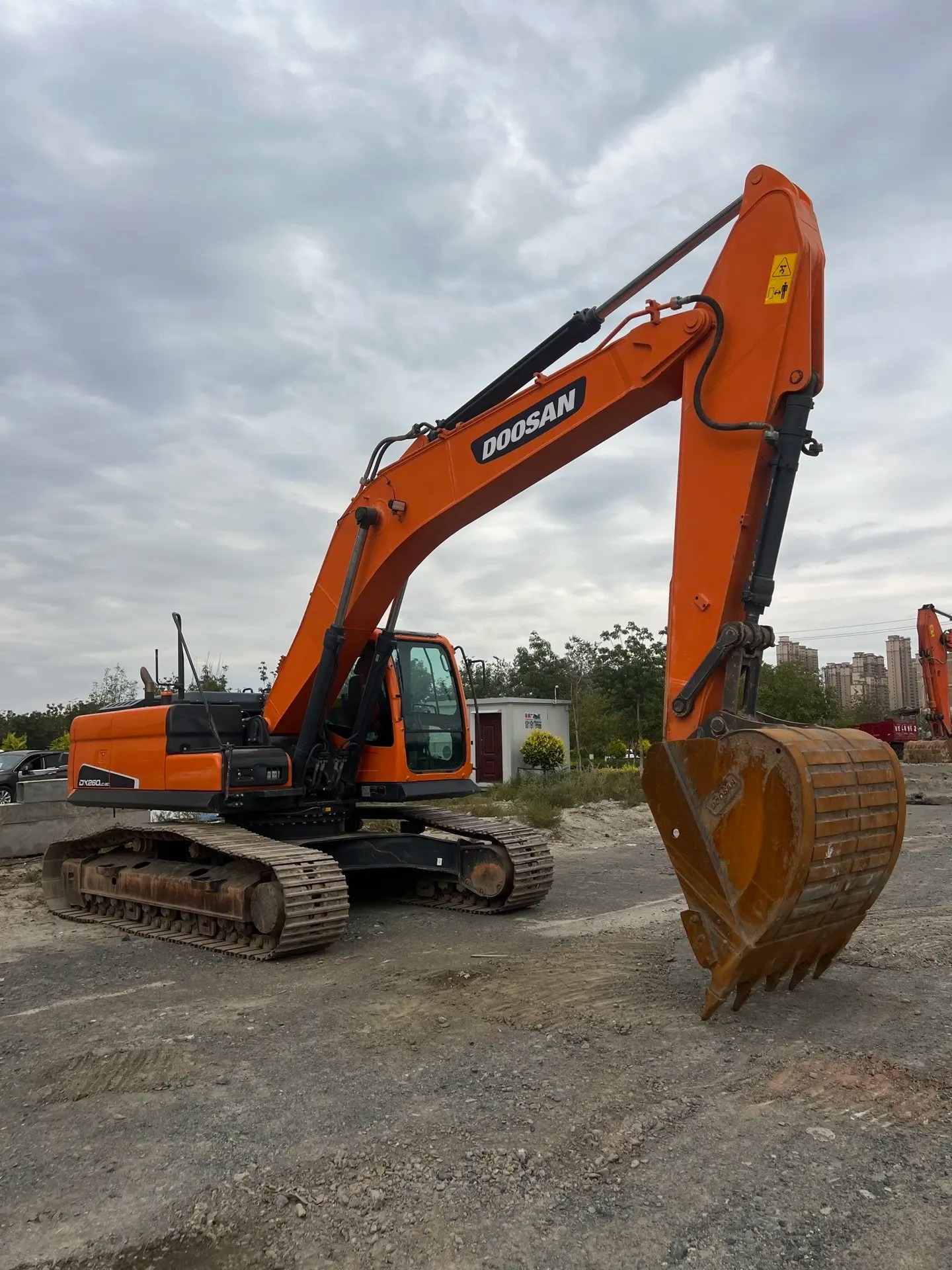 ocfgvstaaaciaxguytbtdzitaealvke1sizadv_tplv-dy-aweme-images_q75-2