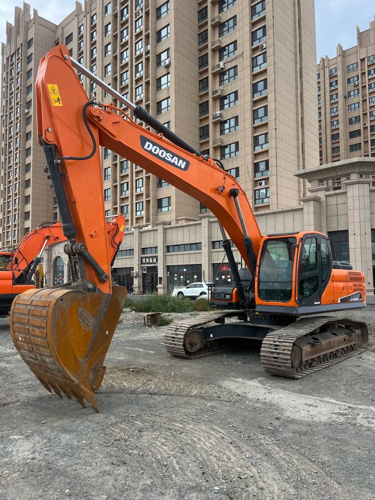 ocfgvstaaaciaxguytbtdzitaealvke1sizadv_tplv-dy-aweme-images_q75