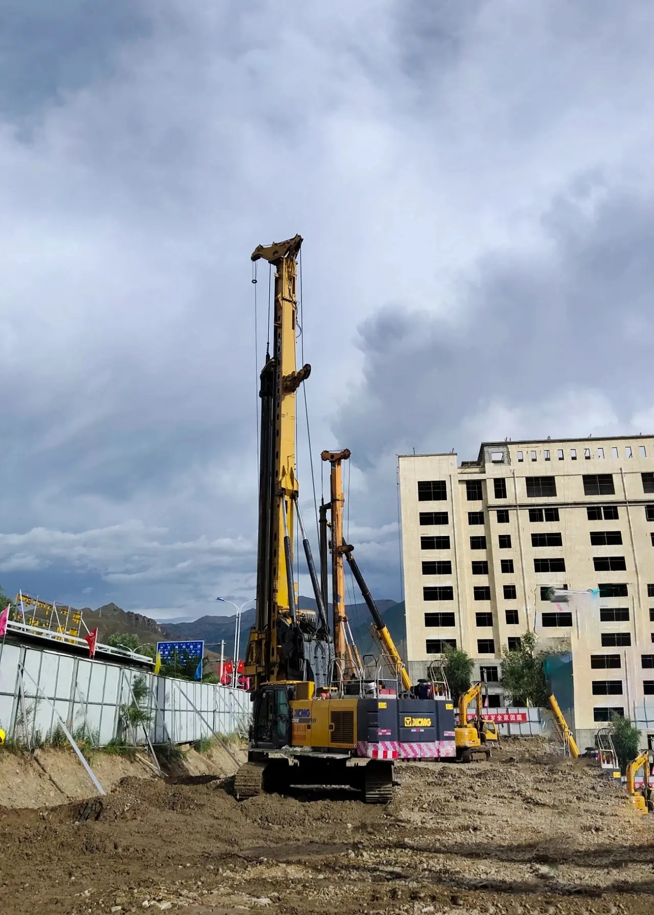 ogl97apgiaxityfaizs8a25j4freqyladpeaig_tplv-dy-aweme-images_q75