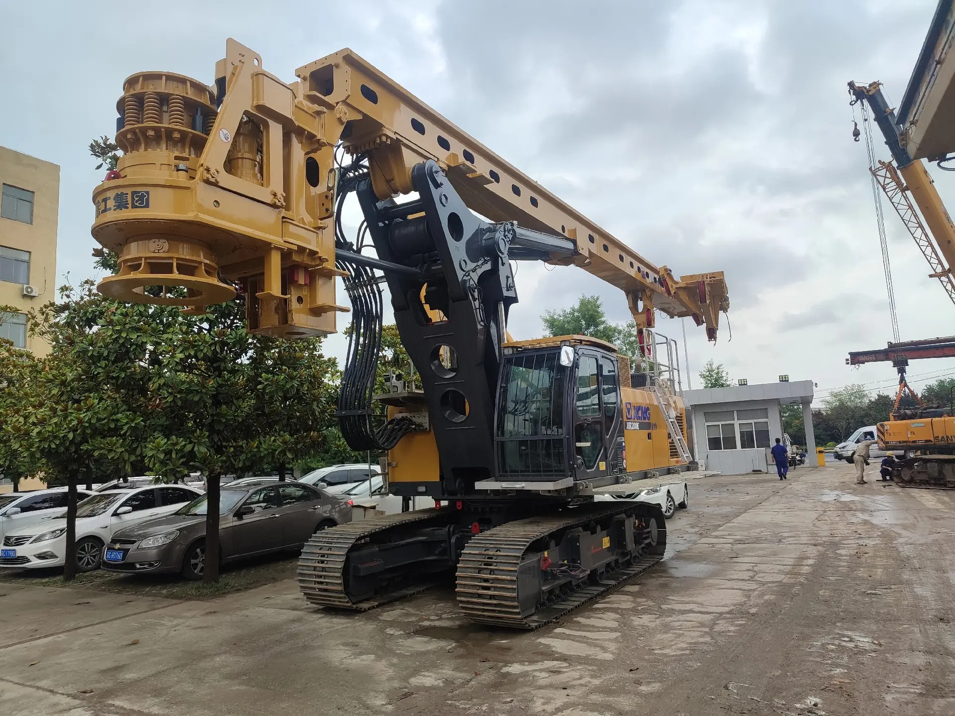 e71af155b804499787b62f4c6246f161_tplv-dy-aweme-images_q75