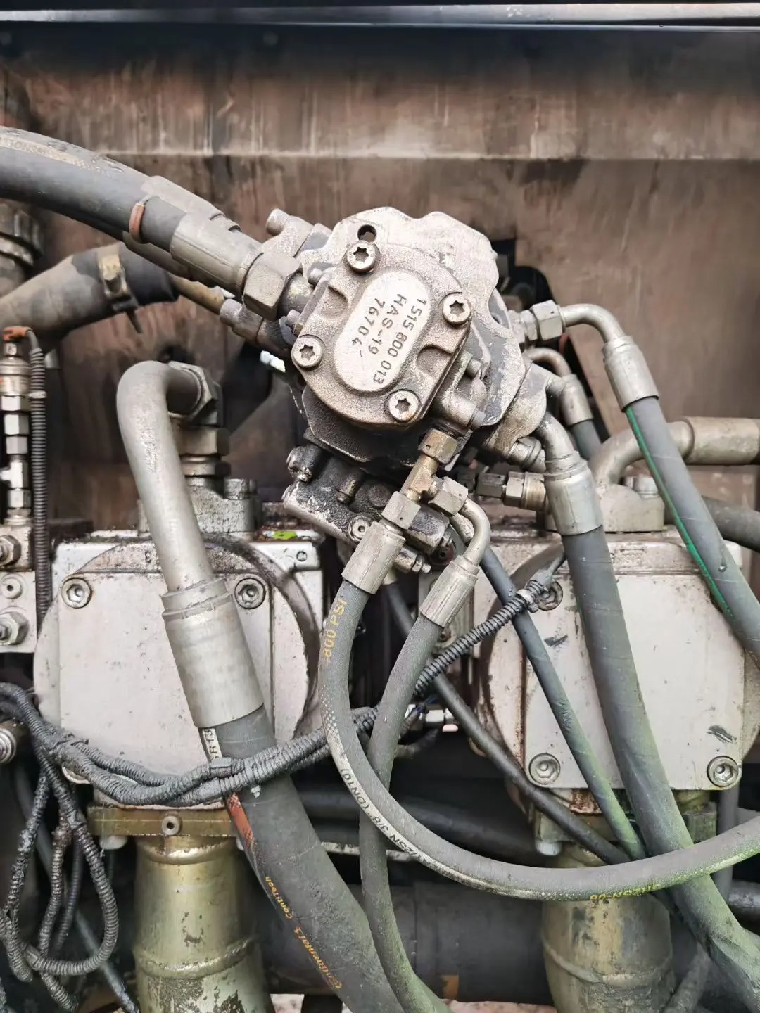 oiliwsye0baleg0jcimza6iabb8wfcaveaeqde_tplv-dy-aweme-images_q75-3