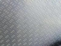 三条筋花纹铝板2
